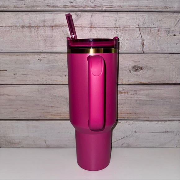 Stanley x Starbucks 40oz Quencher Tumbler Winter Berry Glitter & Gold NWT - Picture 3 of 10